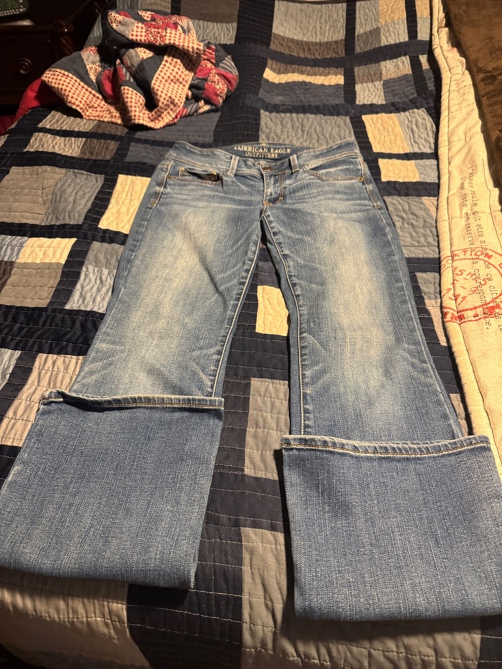 American Eagle Outfitters Light Wash Women’s Jeans - Bootcut